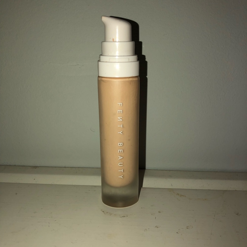 Fenty Beauty Pro Filt’r foundation (120)